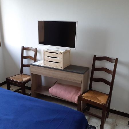 Chambre B2 Dans Un Appartement En Colocation มาร์กเซย ภายนอก รูปภาพ